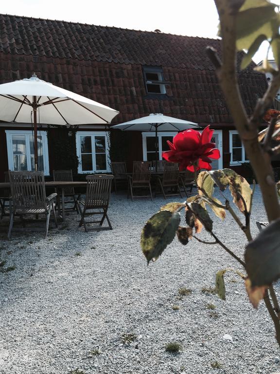 Mullbarsgardens Bed And Breakfast Visby Exterior foto